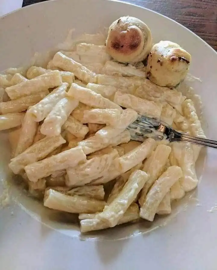 Pasta Alfredo.