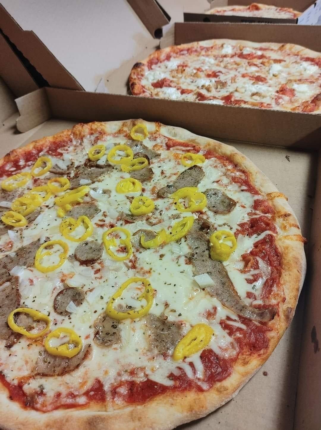 Noce's Pizza.
