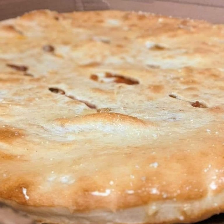 Discover Our Stuffed Pizza