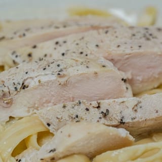 Pasta Chicken Alfredo